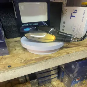 PAR DE DIRECCIONALES RGB