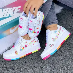 NIKE KAROL G