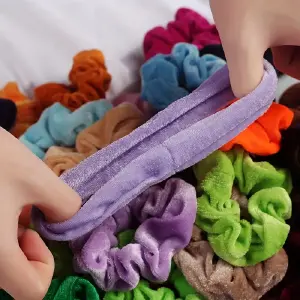 Coleteros de terciopelo para el Cabello
