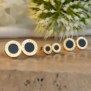 Set x3 Pares de Aretes BV