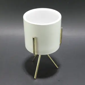 candelabro decorativo con base