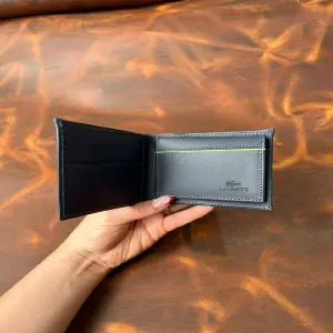 BILLETERA CLASICA