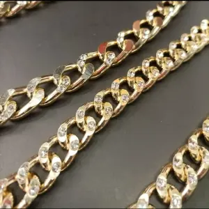 Cadena de Lujo Cubana Perros Mascotas