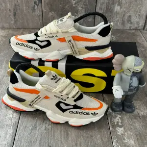 ADIDAS STRESH UNIXES