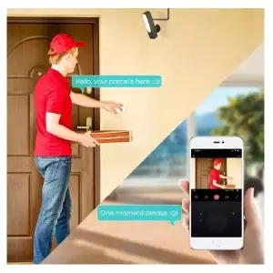 CAMARA IP EXTERIOR Q03 CON LAMPARA