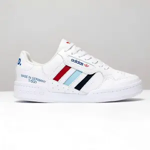 DEPORTIVO ADIDAS 1500