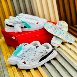 PUMA HELLO KITTY