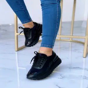 DEPORTIVO SACAI: Elegancia y Estilo en Cada Paso - DEPORTIVO SACAI