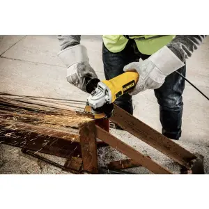 Pulidora De 7 Dewalt Dwe491 + Pulidora