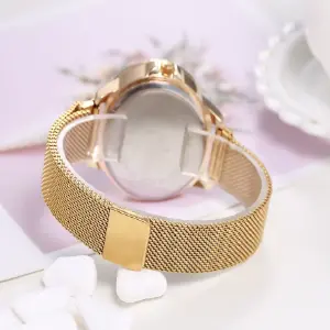 Reloj magnético  negro