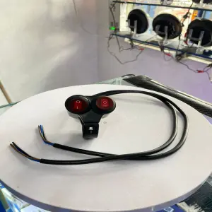 INTERRUPTOR DE 2 Y 3 POCICIONES (TK025)