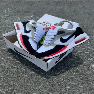 nike  Rojo