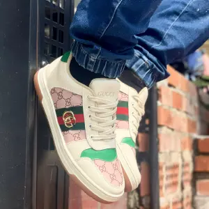 GG DUNK LOW