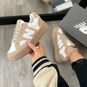 NEW BALANCE 001