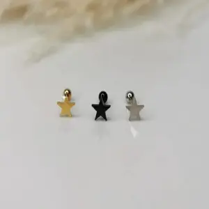 pircing de estrellas variadas