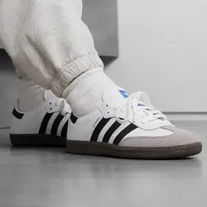 ADIDAS SAMBA