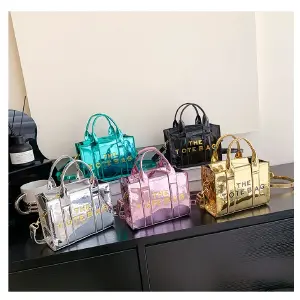 THE TOTE BAG