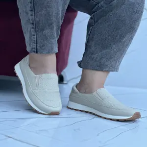Mocasín repujado