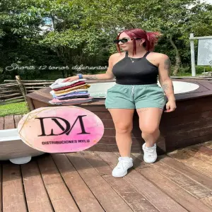 SHORT DAMA VERDE MANZANA