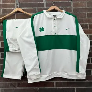 NIKE TREBOL 01