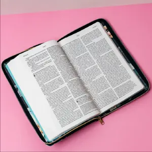 SANTA BIBLIA ULTRAFINA