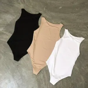 Body basico tipo tanga