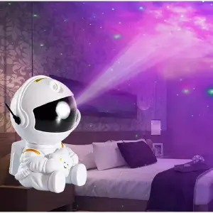 Astronauta proyector de nebulosa