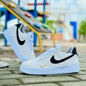 NIKE CLASICO CHULO