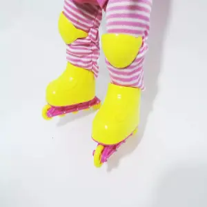 Muñeca Patinadora Luces, Sonidos, patina