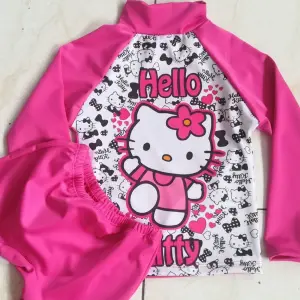 Traje de baño hello kity fucsia niña