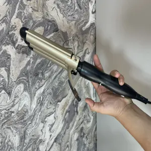 Rizadora