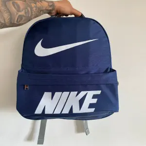 Morral Deportivo Azul Oscuro - V2 REF 3