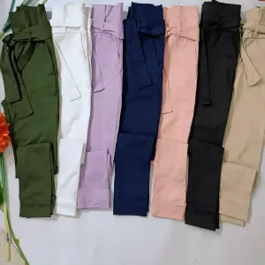P.M Pantalón Moño