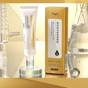 CONTORNO DE OJOS CON ESENCIA POLIPEPTIDA