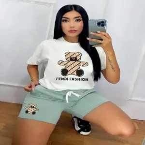 Conjunto short FENDI plus