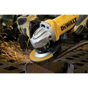 Pulidora Industrial 4-1/2" Dewalt Dwe42