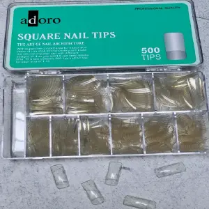 Uñas Press On Square Transparente x500