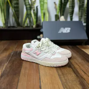 NEW BALANCE 550 ROSA