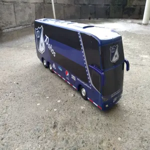 bus de millonarios f.c.