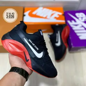 NIKE TIBURON