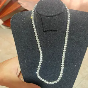 Collar y Pulsera diamantes