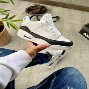 Jordan Retro 3 Panda DAMA Y CABALLERO
