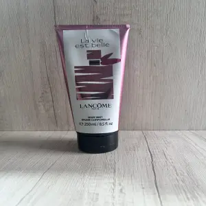 CREMA CORPORAL LA VIDA BELLA 200ML