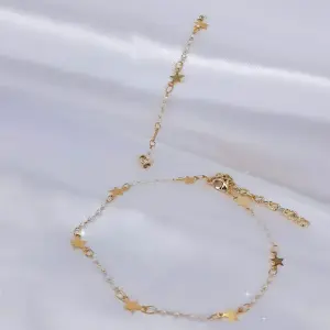 MANILLA DORADA ESTRELLAS DELGADAS