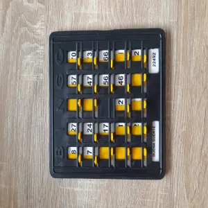 TABLAS PLASTICAS PARA BINGO X 1 UNIDAD