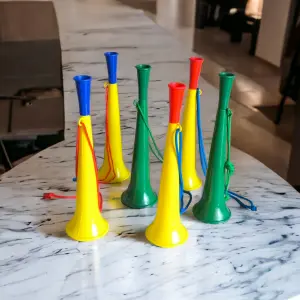 VUVUZELAS COMBO DE 6 UNIDADES