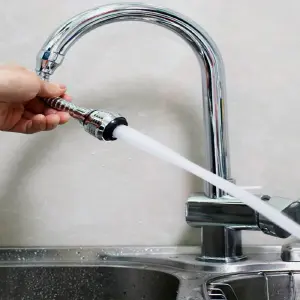 Extensor flexible para grifo de agua man