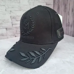 Gorra Monastery Importada 1.1: Elegancia y Estilo Inigualables - Gorra Monastery importada 1.1