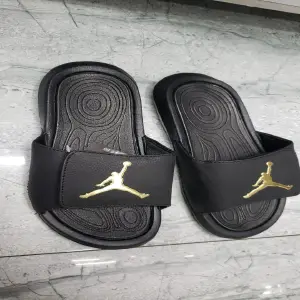 Sandalias JORDAN