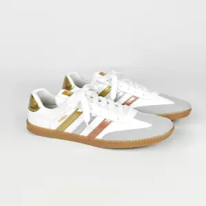 TENIS SAMBA TRES OROS: Elegancia y Comodidad en Cada Paso - TENIS SAMBA TRES OROS